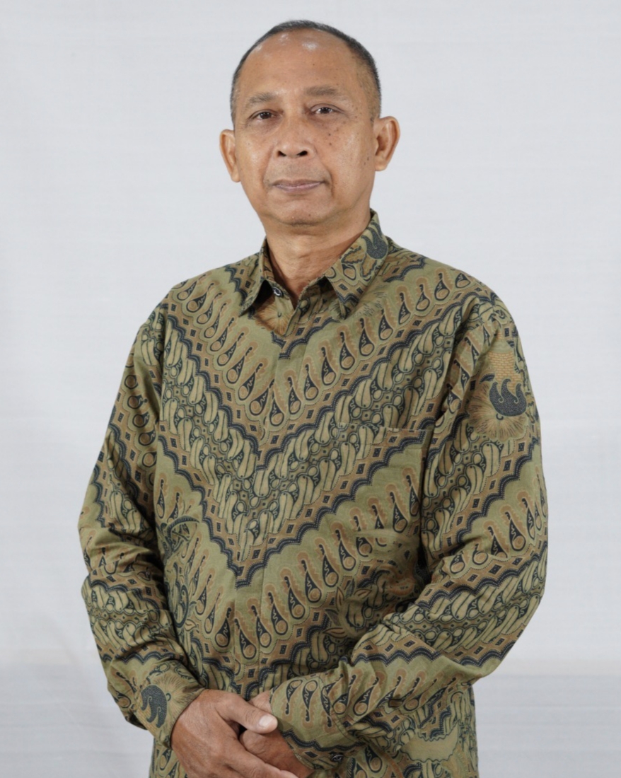 Foto Ir. Robert Junaidi, M.T.